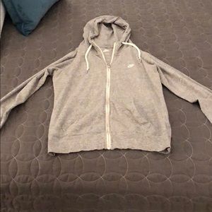 Women’s Nike zip up hoodie